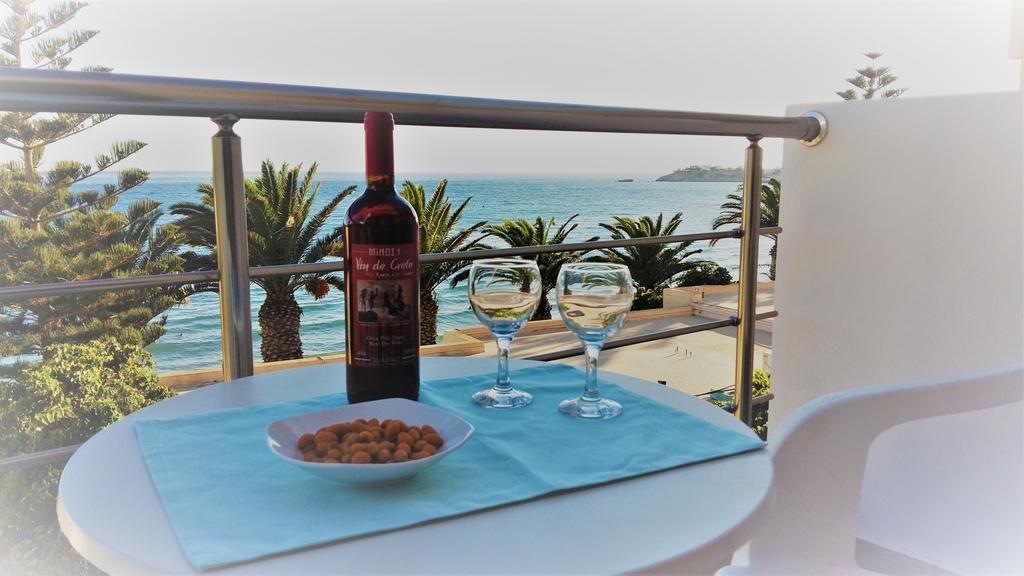 Blue Ocean Apartments Makrýgialos Екстериор снимка