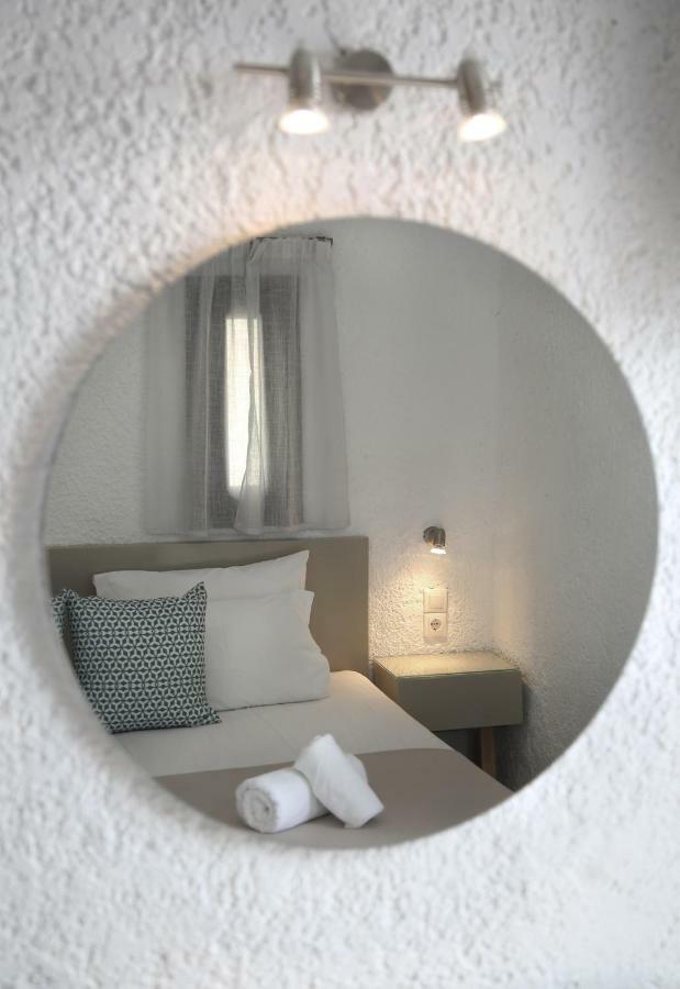 Blue Ocean Apartments Makrýgialos Екстериор снимка